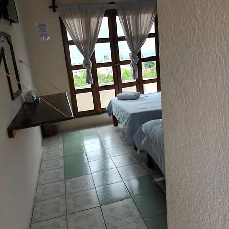Hotel Casa Juanita Пуэрто-Эскондидо Экстерьер фото
