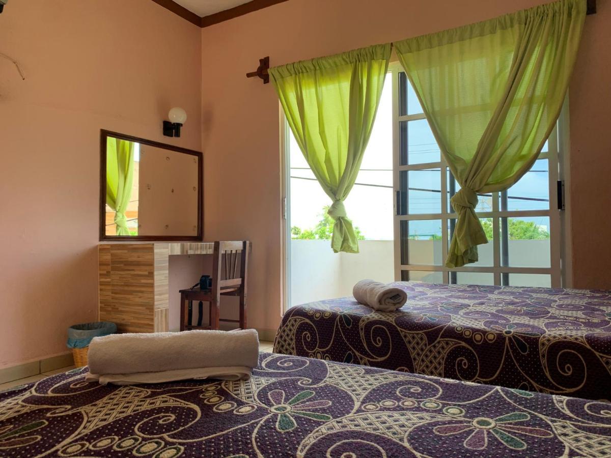 Hotel Casa Juanita Пуэрто-Эскондидо Экстерьер фото